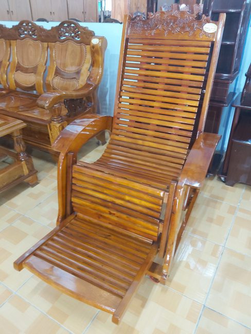 GHẾ NẰM BẰNG GỖ